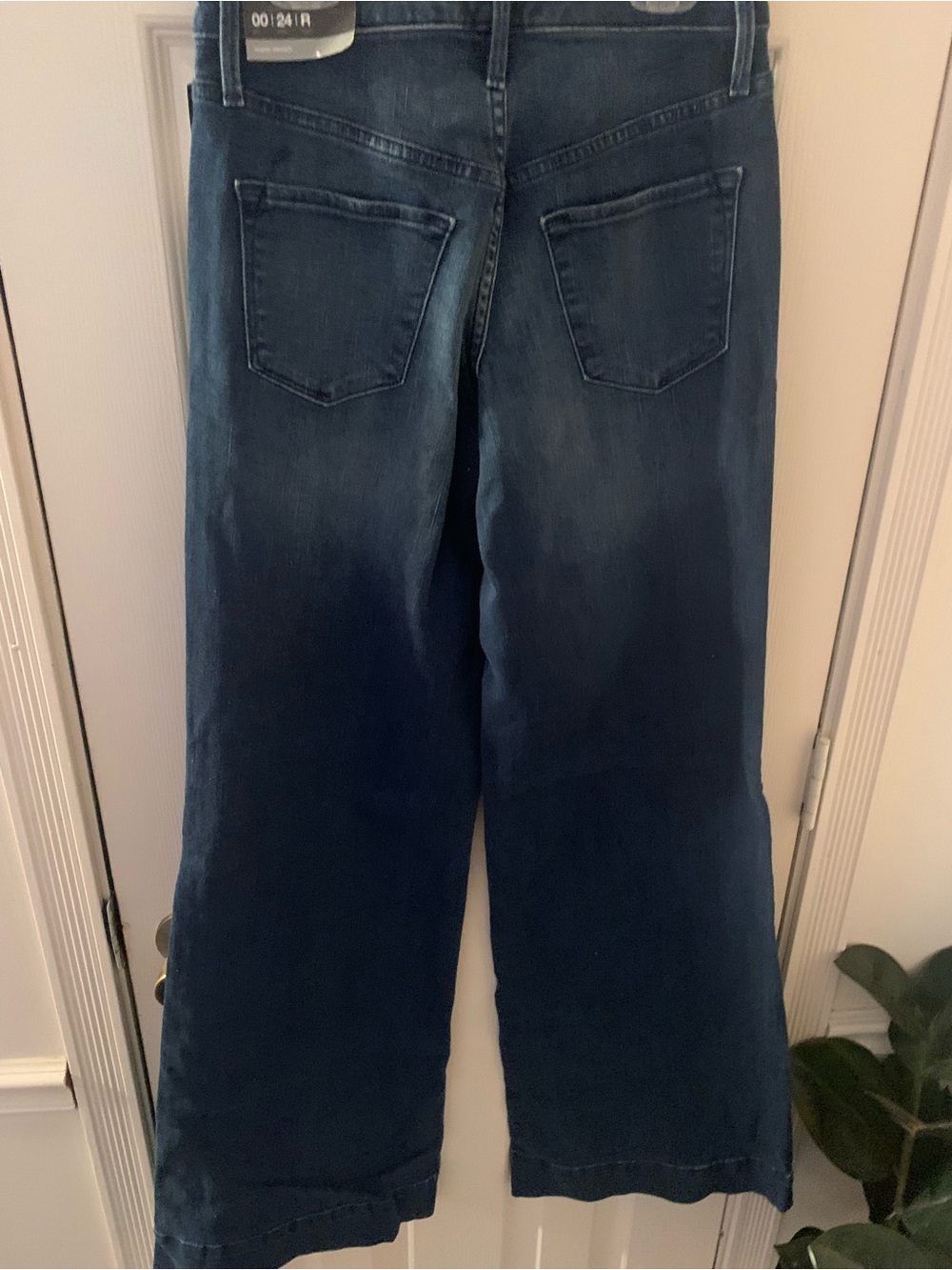 Women’s Mossimo High Rise Wide Leg Super Stretch Jeans Size 00 24 R New